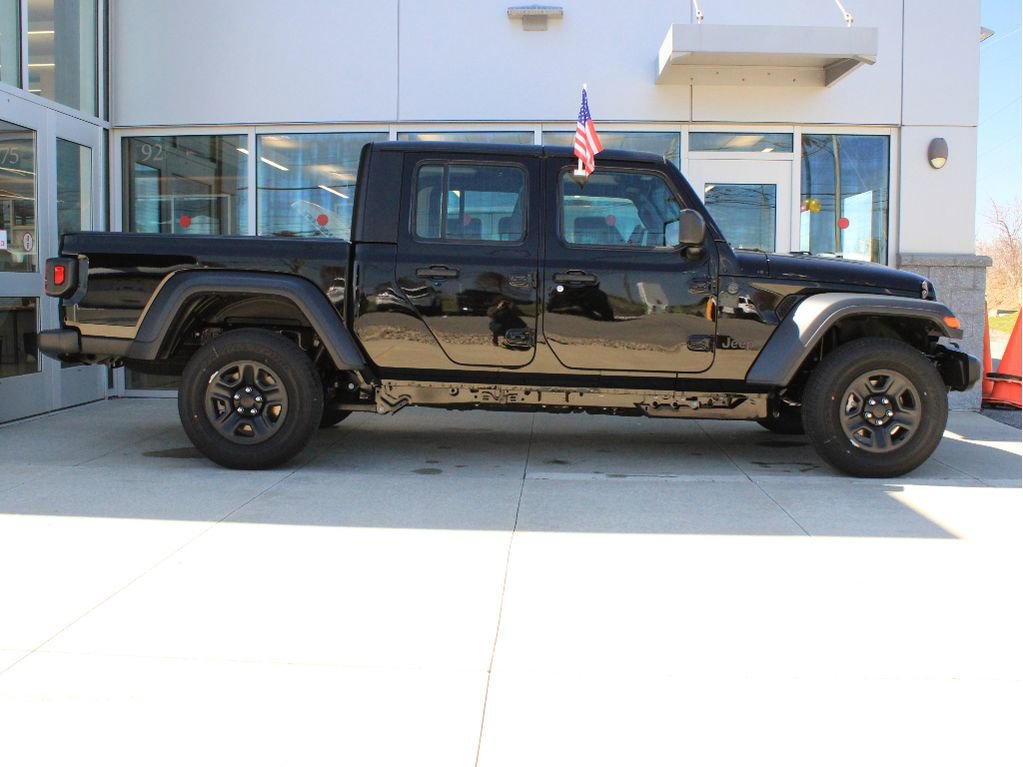 New 2026 Jeep Gladiator Sport image 4