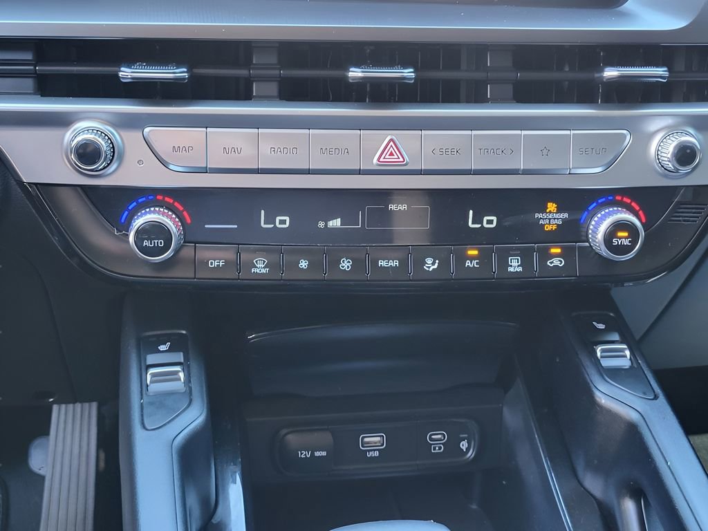 Used 2023 Kia Telluride S AWD/4WD image 17