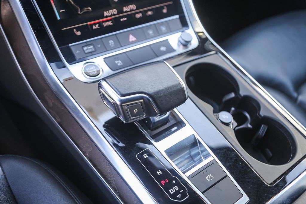 Used 2021 Audi Q7 2.0T Premium AWD/4WD image 19