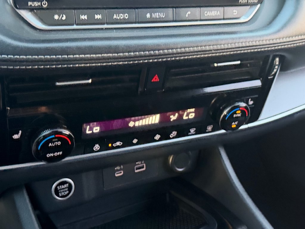 Certified 2021 Nissan Rogue SV w/ Premium Package FWD image 21