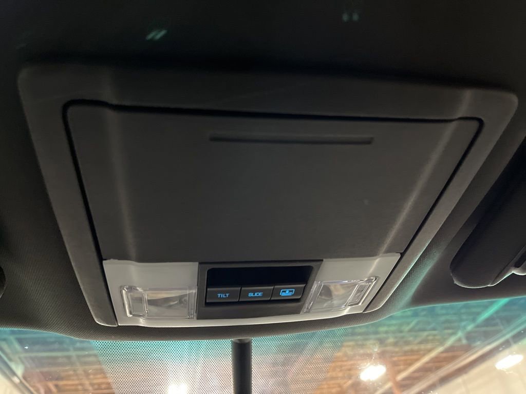 Used 2015 Ford Explorer XLT w/ Equipment Group 202A image 24