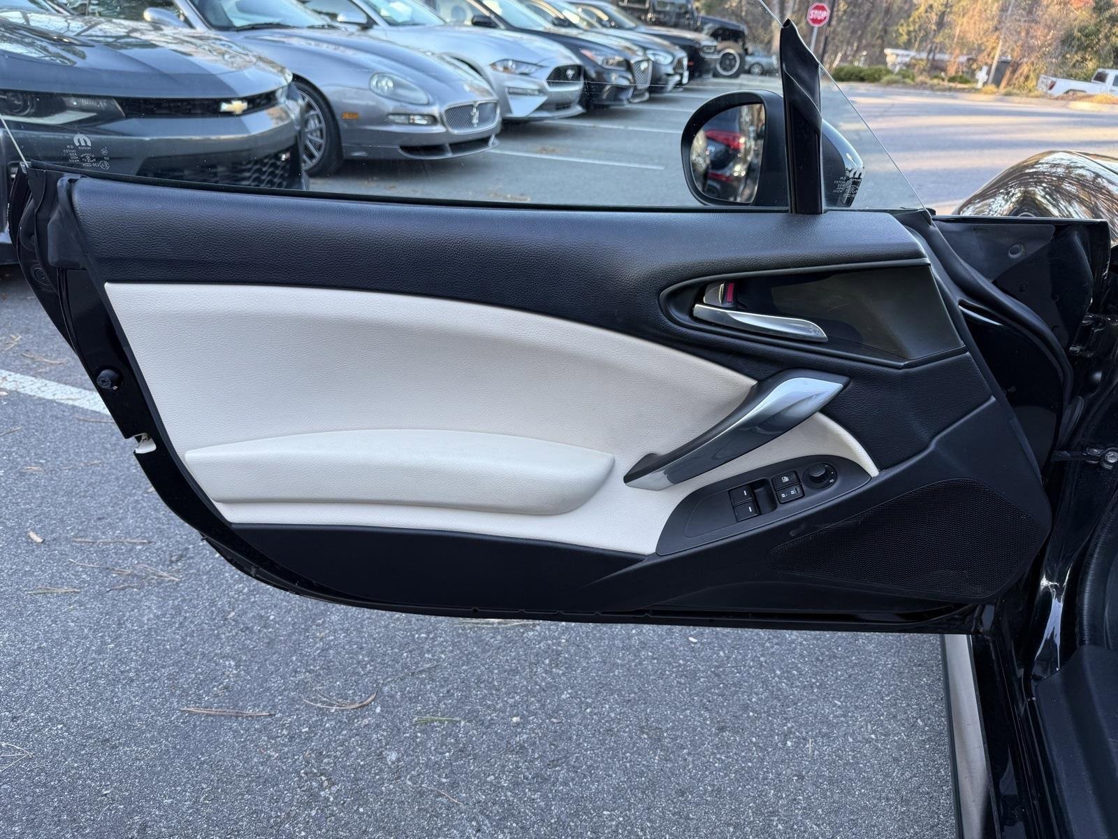 Used 2019 FIAT 124 Spider Lusso image 16