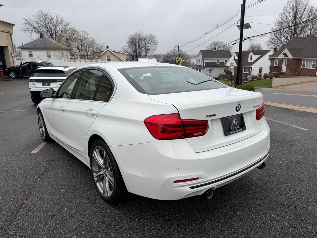 Used 2017 BMW 340i xDrive Sedan AWD/4WD image 5