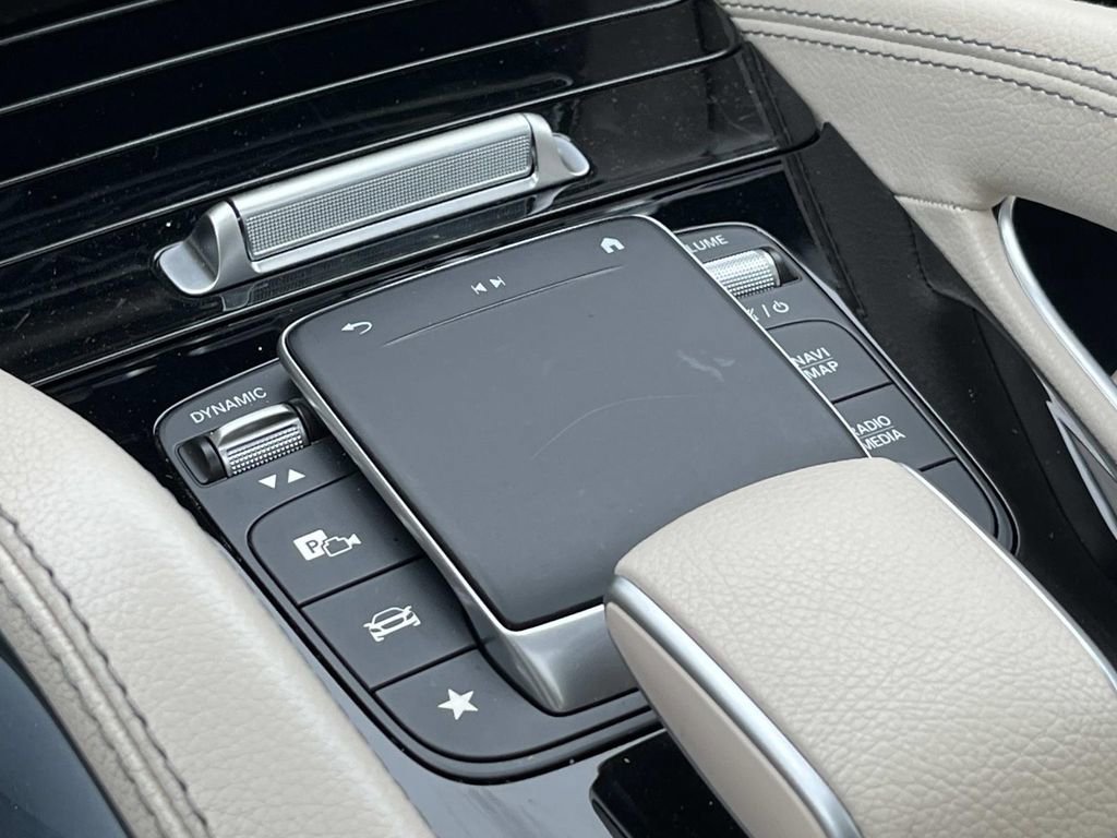 Used 2022 Mercedes-Benz GLE 350 4MATIC image 35