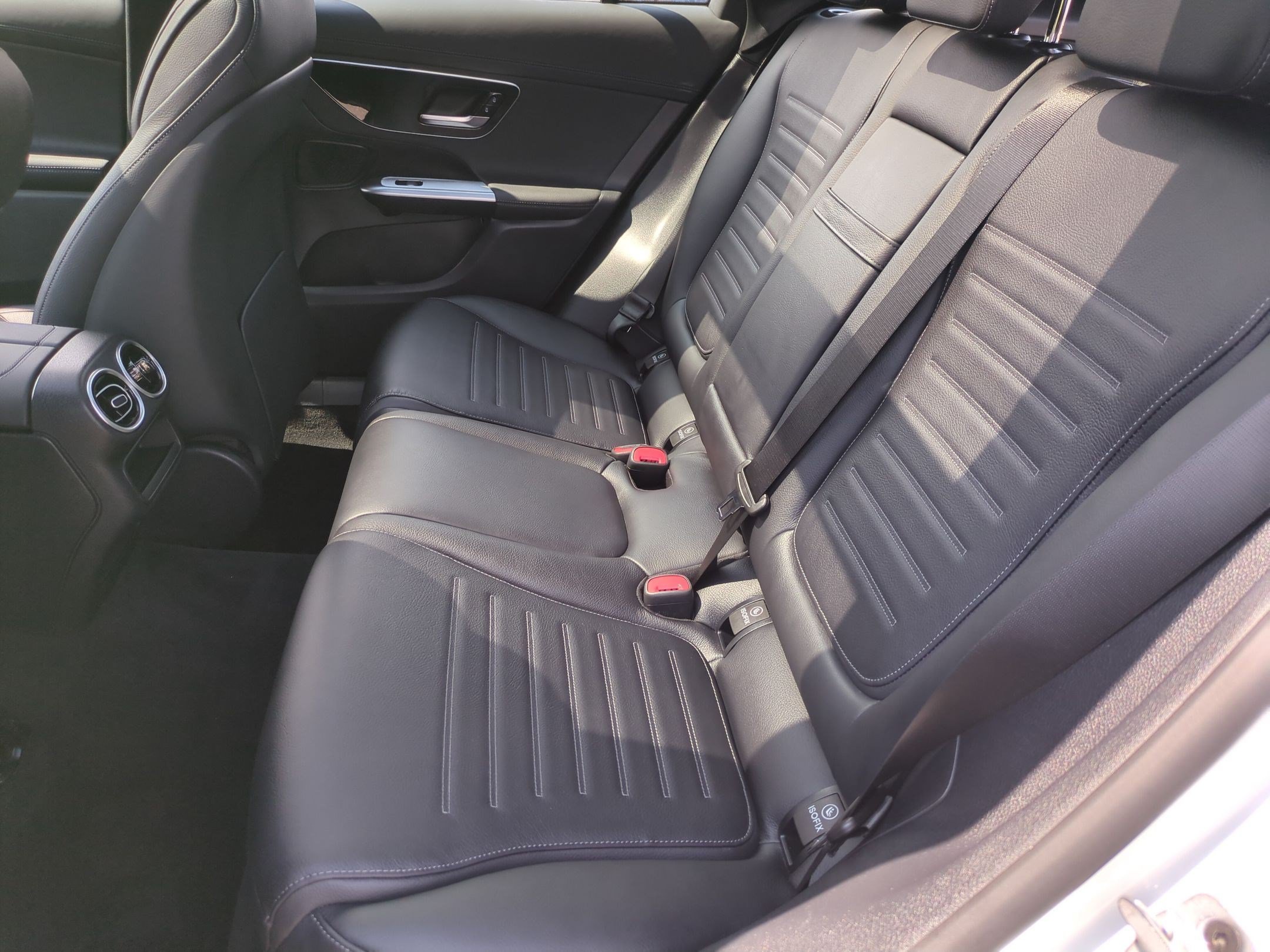 Certified 2026 Mercedes-Benz GLC 43 AMG 4MATIC image 31
