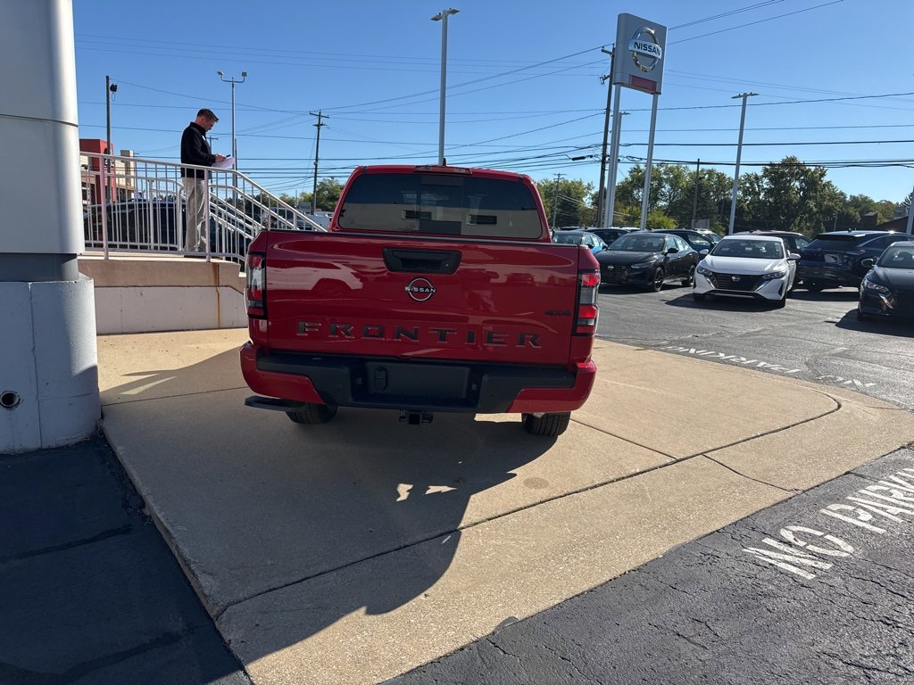 New 2026 Nissan Frontier SV image 4