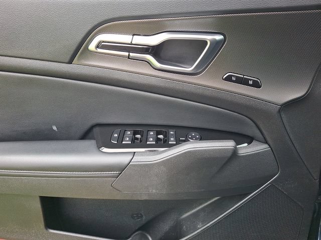 Certified 2025 Kia Sportage SX Prestige AWD/4WD image 12