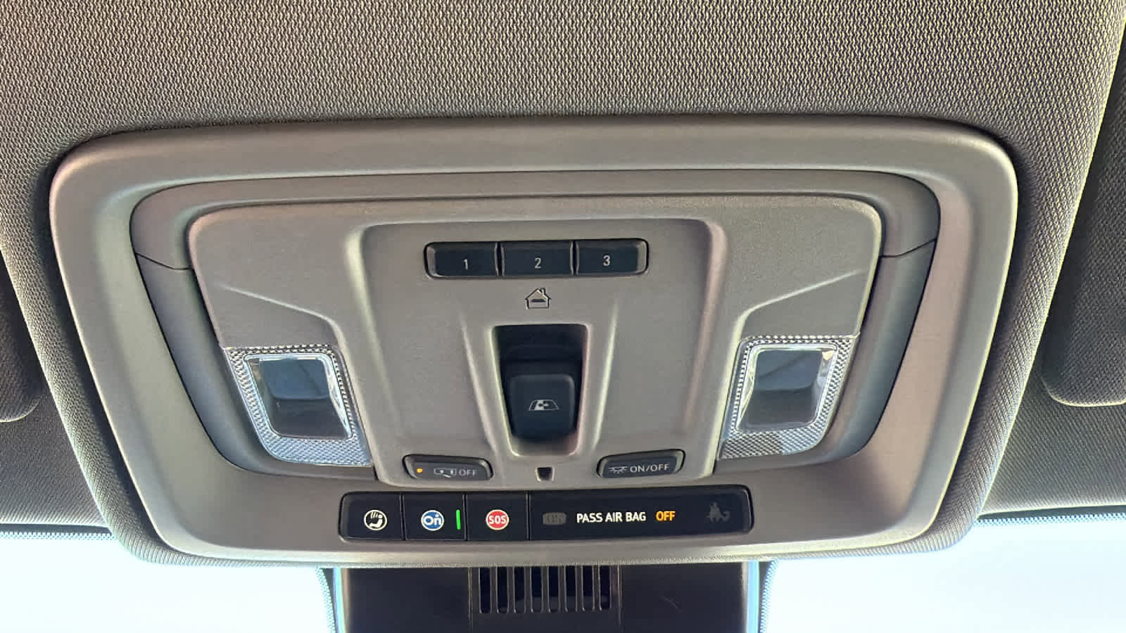 Used 2024 Chevrolet Silverado 1500 LTZ image 22