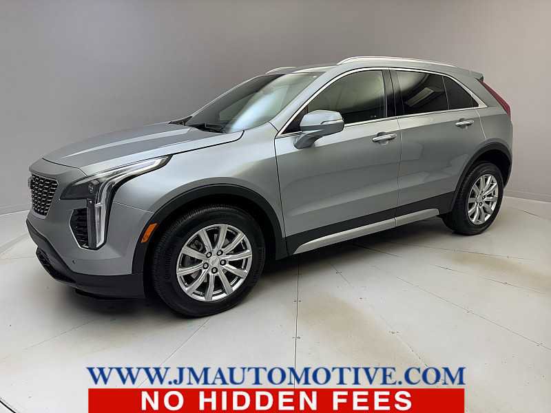 Used 2023 Cadillac XT4 Premium Luxury image 1
