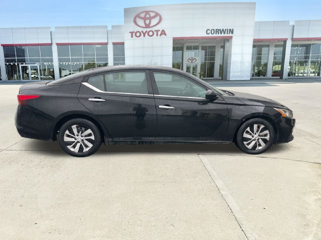 Used 2020 Nissan Altima 2.5 S FWD image 6