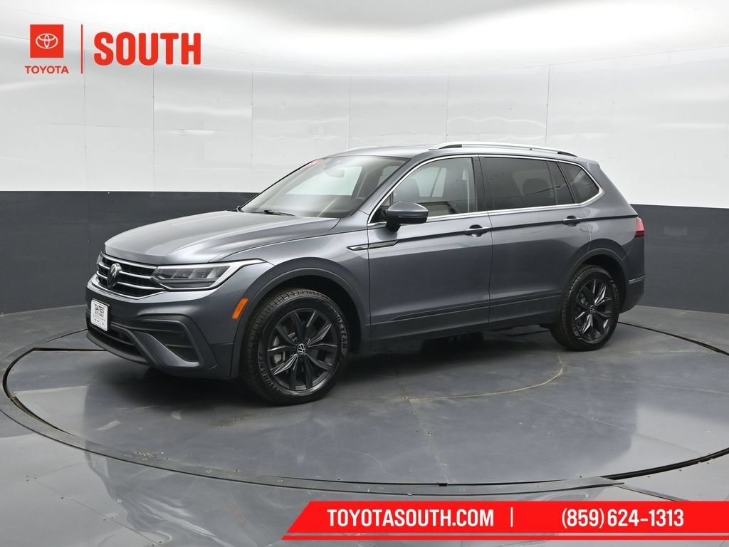 Used 2024 Volkswagen Tiguan SE AWD/4WD image 6