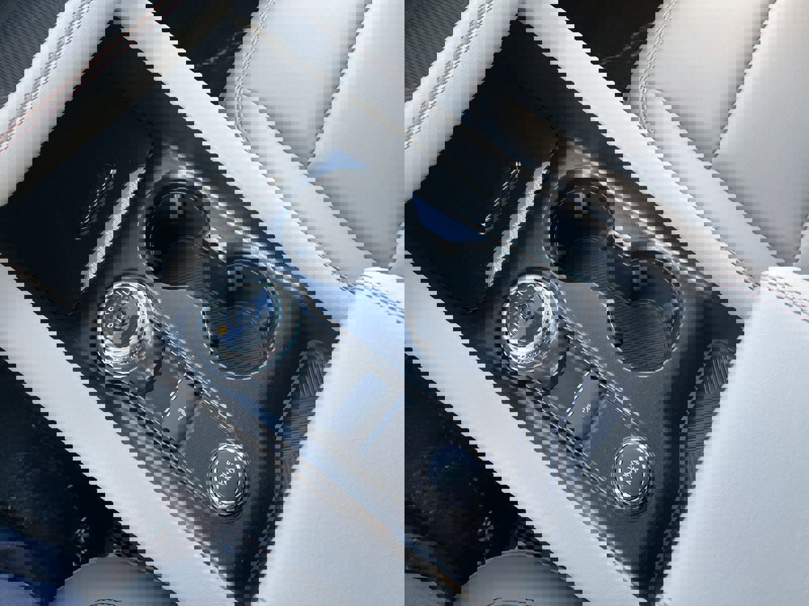 New 2025 Ford Explorer Active w/ Active Comfort Package image 25