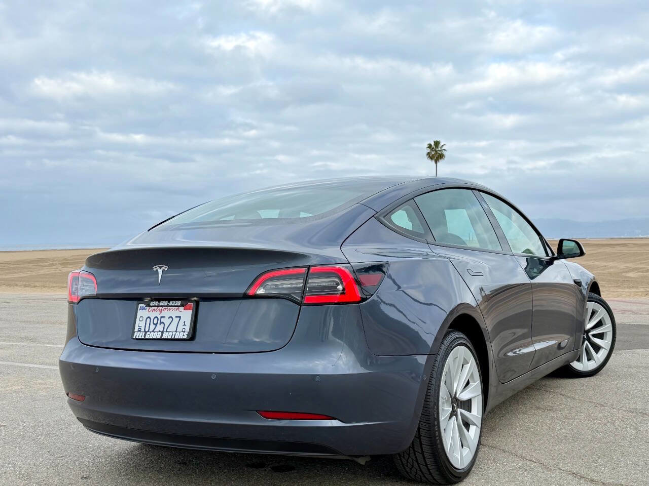 Used 2022 Tesla Model 3 RWD image 4