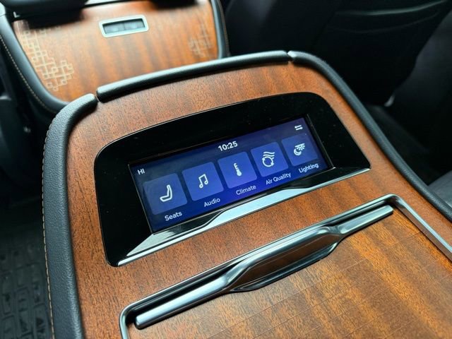 Used 2025 Lincoln Navigator L Black Label image 25