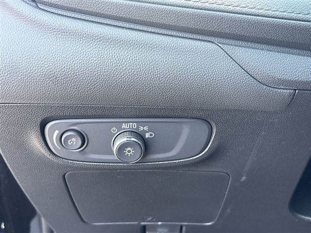Used 2025 Buick Encore GX Preferred FWD image 17