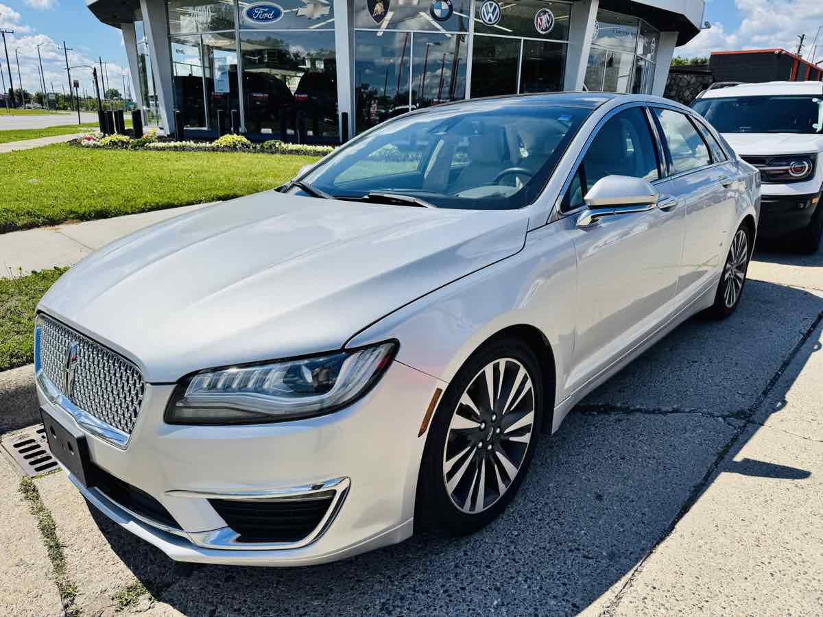 Used 2017 Lincoln MKZ Reserve w/ Climate Package AWD/4WD image 9