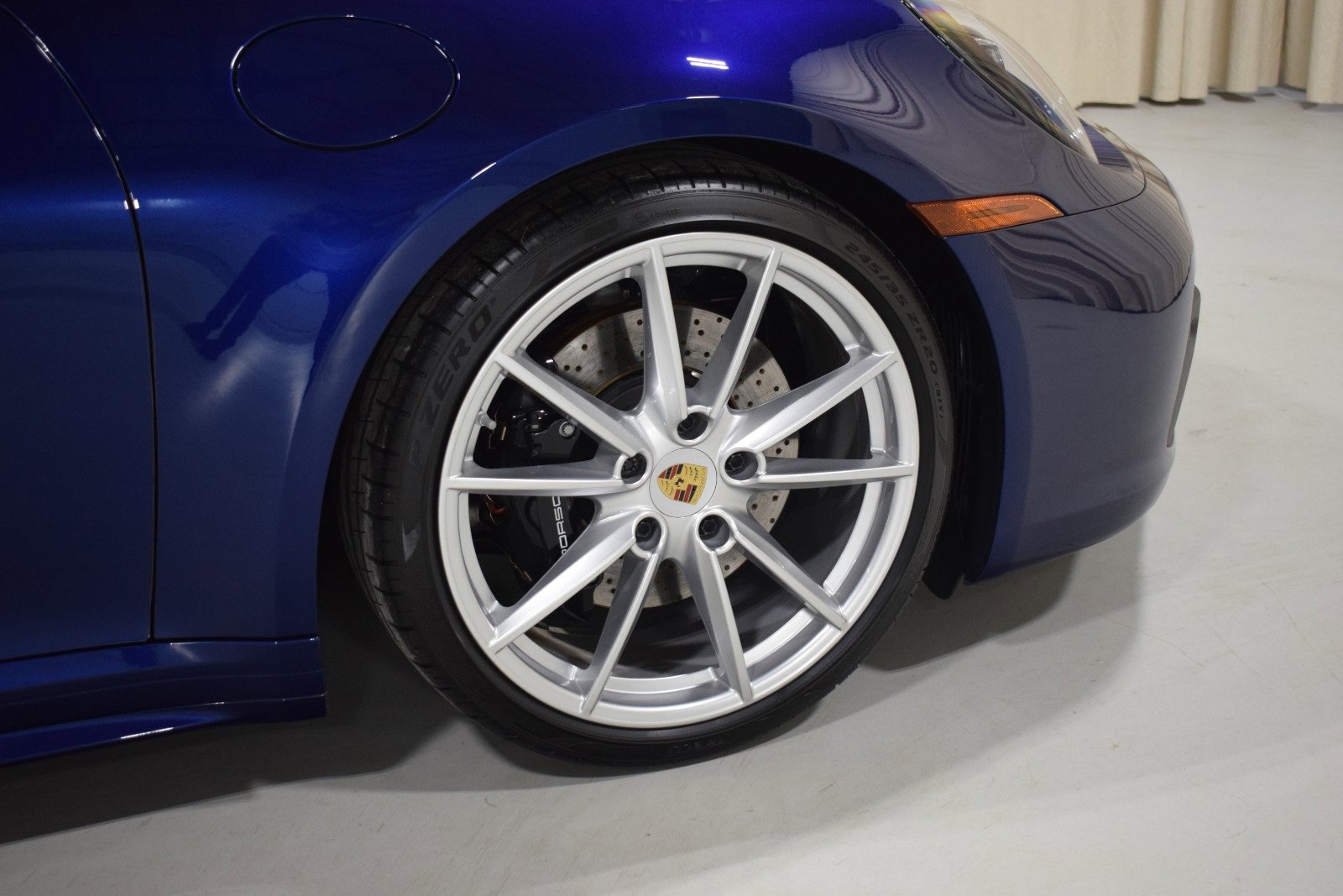 Used 2023 Porsche 911 Carrera S w/ Sport Package image 16