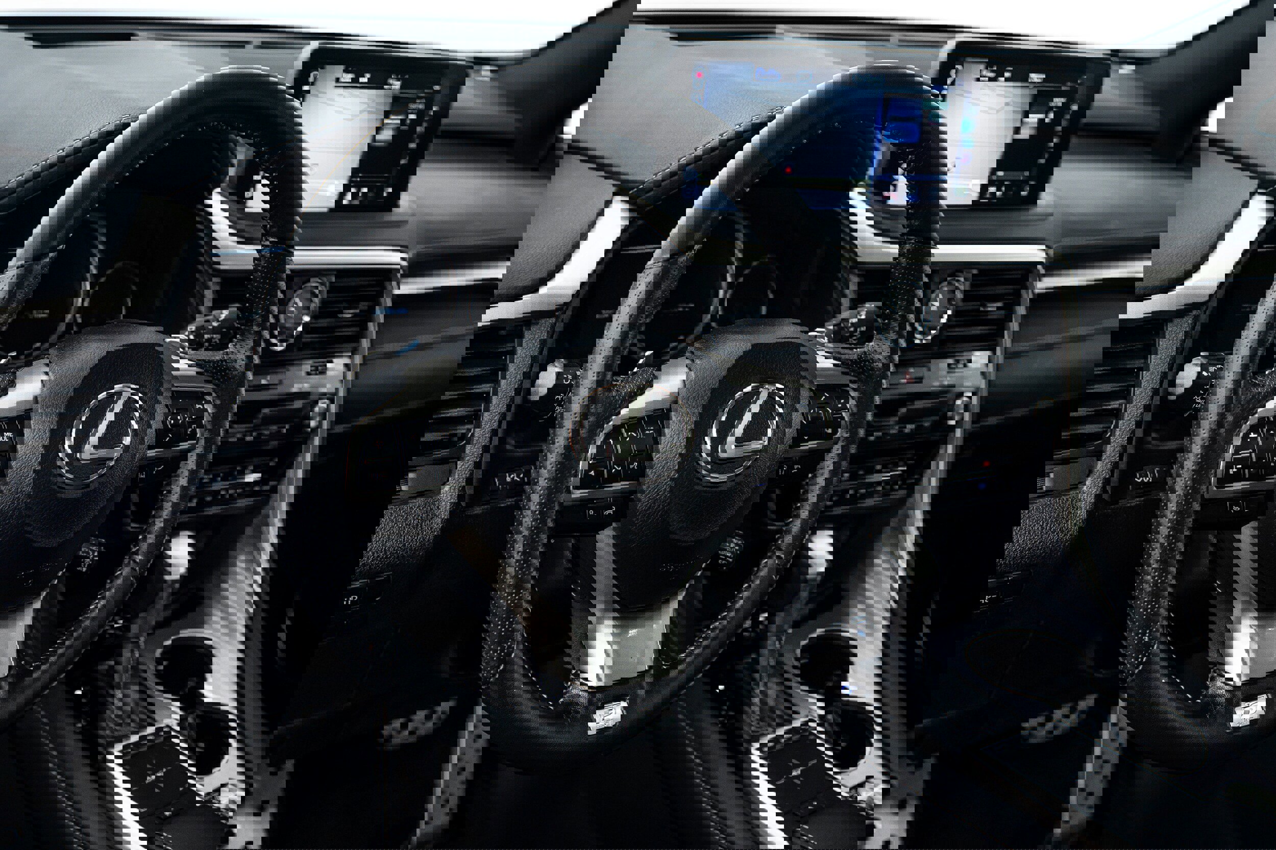 Used 2020 Lexus RX 350 F Sport w/ Cold Weather Package image 10