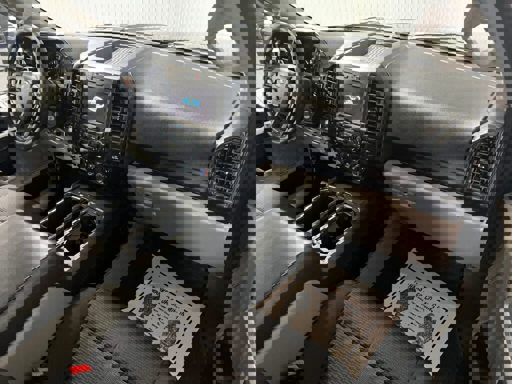 Used 2019 Ford F150 XL w/ Equipment Group 101A Mid image 3