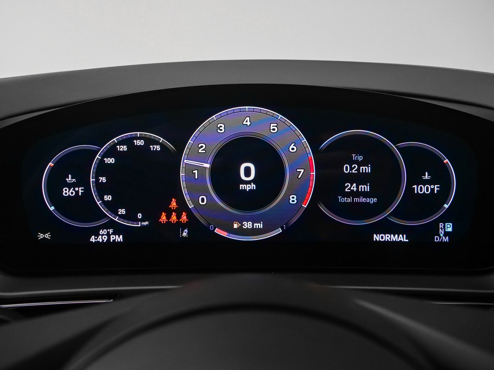 Certified 2025 Porsche Cayenne Coupe image 28