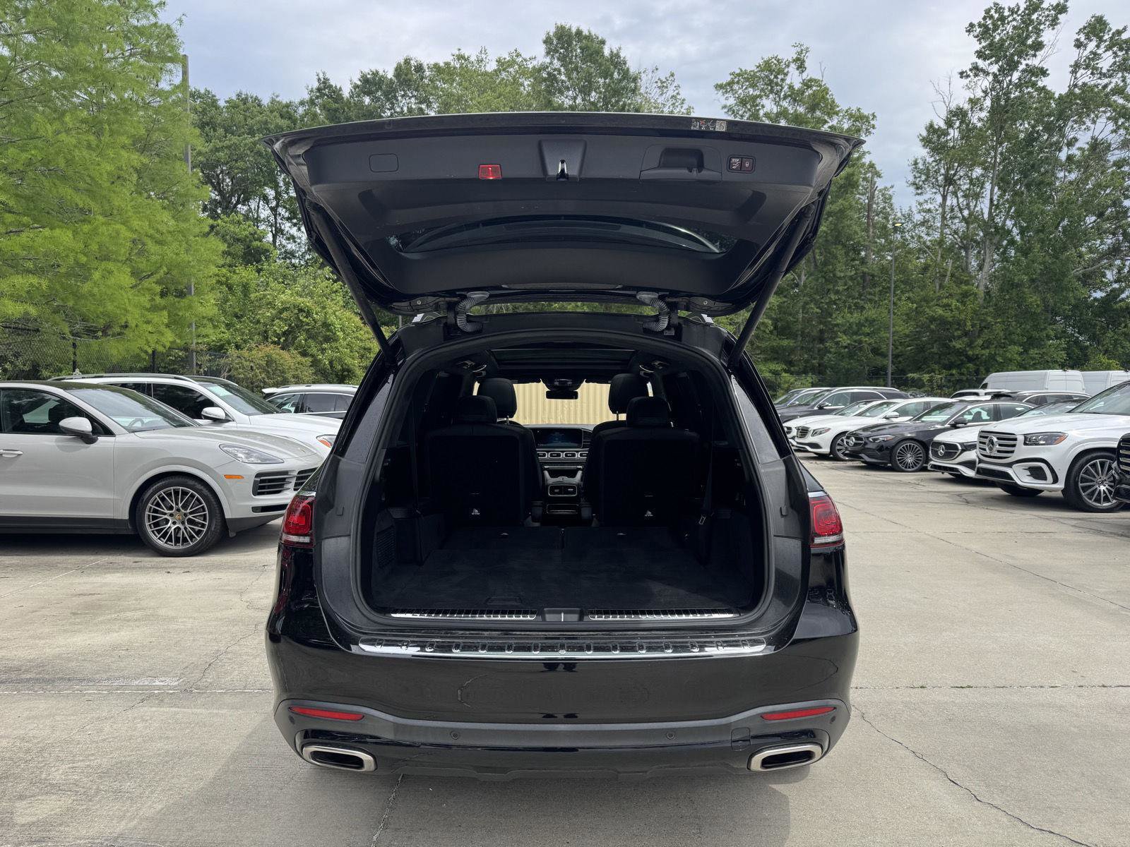 Used 2023 Mercedes-Benz GLS 580 4MATIC image 22