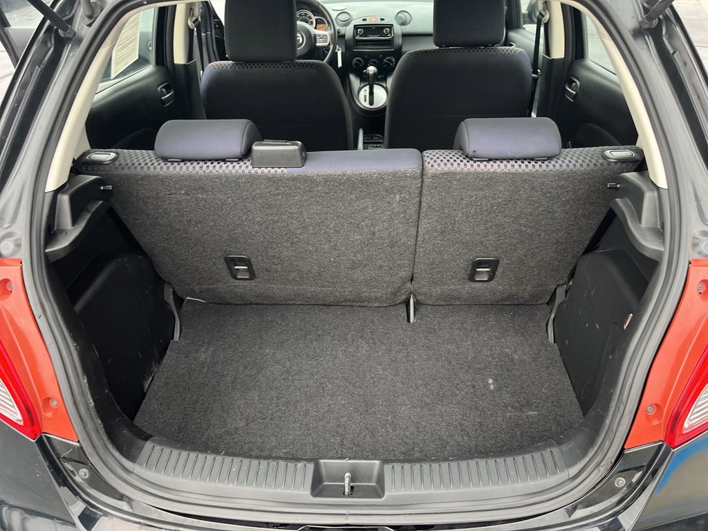 Used 2011 MAZDA MAZDA2 Touring image 20