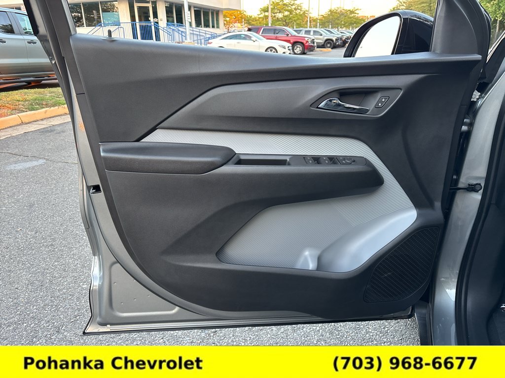 New 2027 Chevrolet Bolt LT w/ Comfort Package FWD image 22