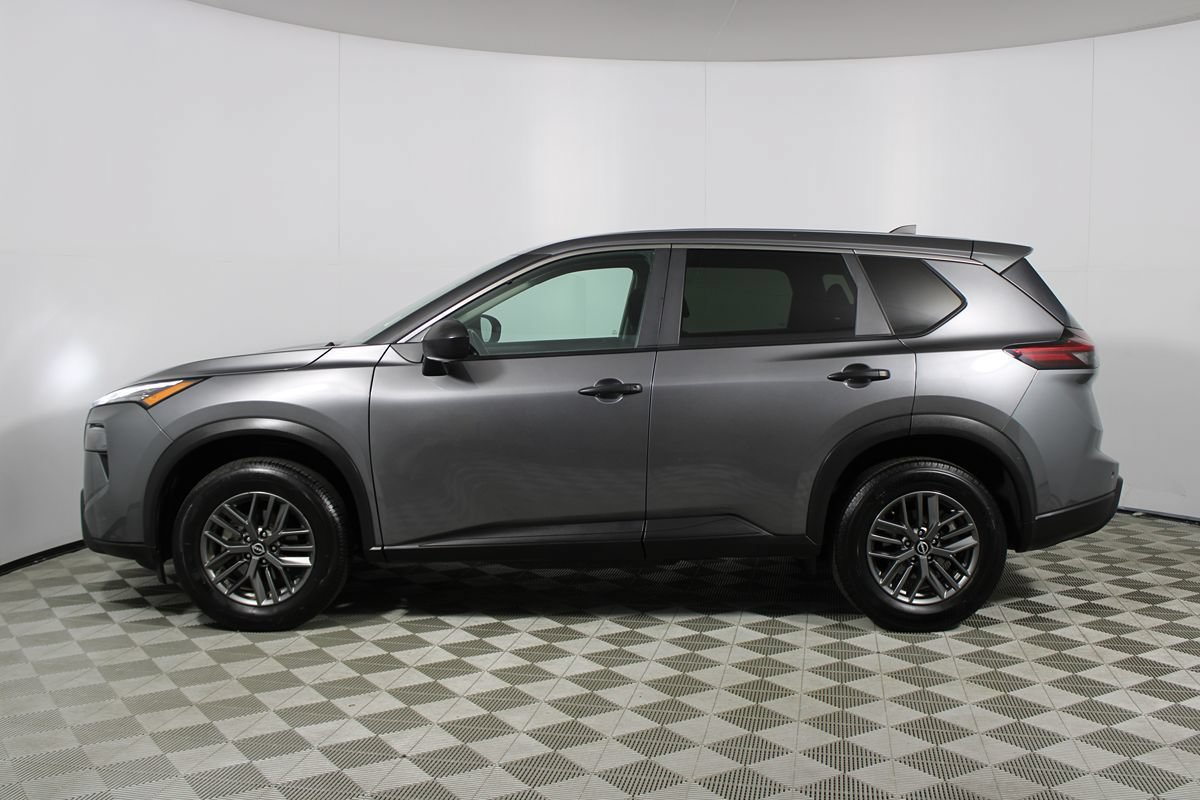 Used 2024 Nissan Rogue S FWD image 25