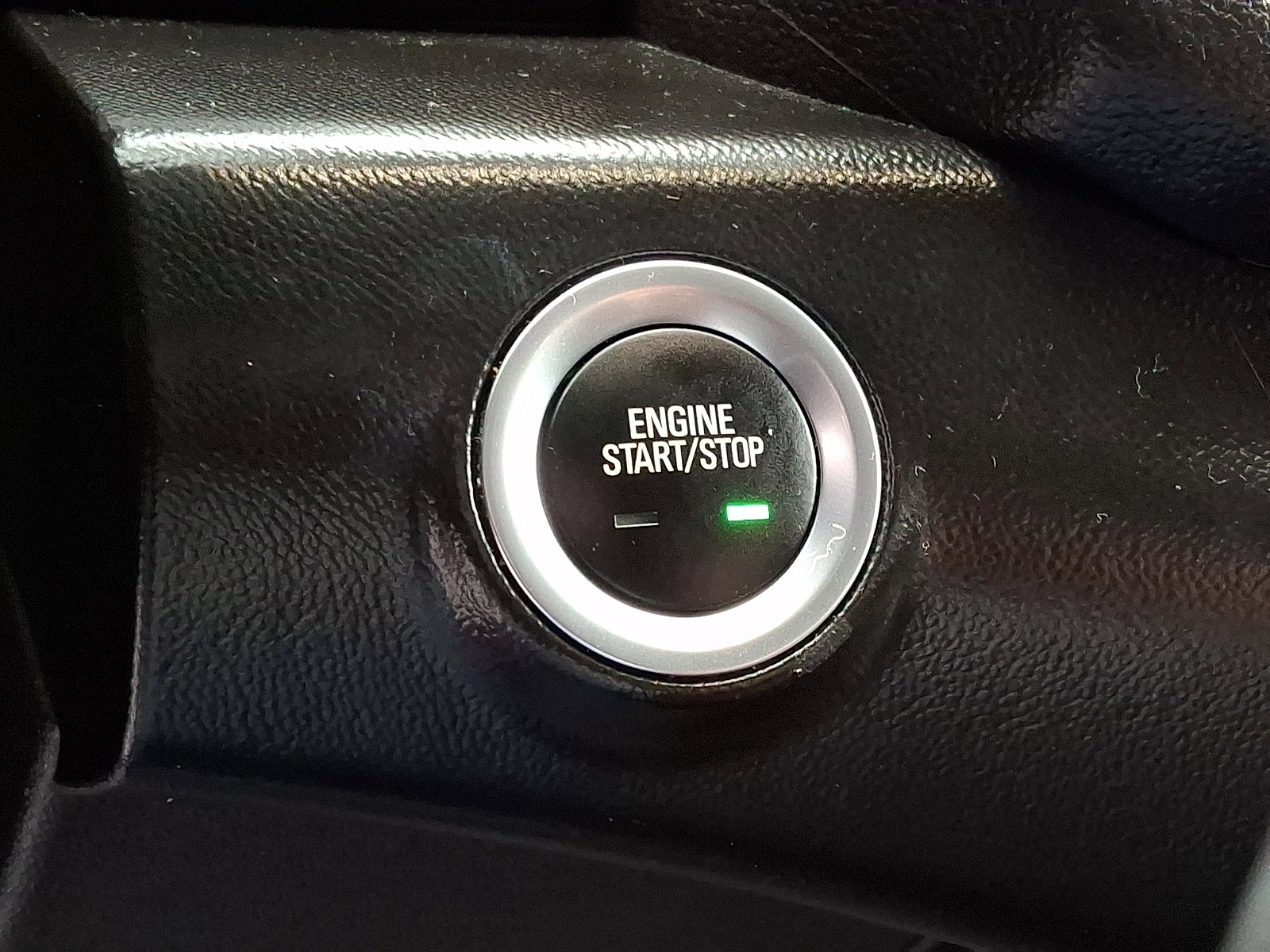 Used 2020 GMC Terrain SLE image 25