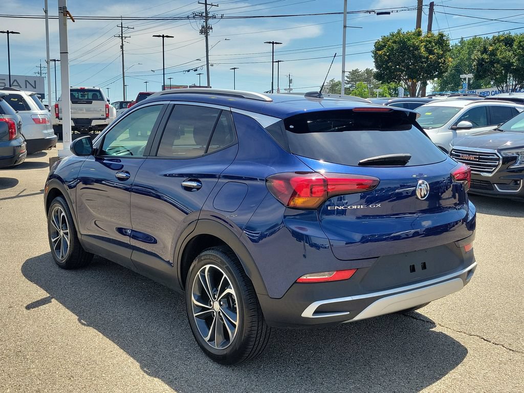 Used 2023 Buick Encore GX Select w/ Safety Package II FWD image 3