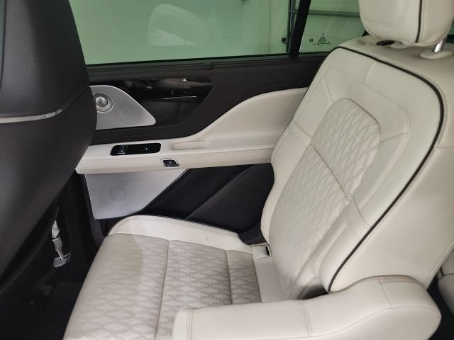 Used 2020 Lincoln Aviator Black Label w/ Dynamic Handling Package AWD/4WD image 12