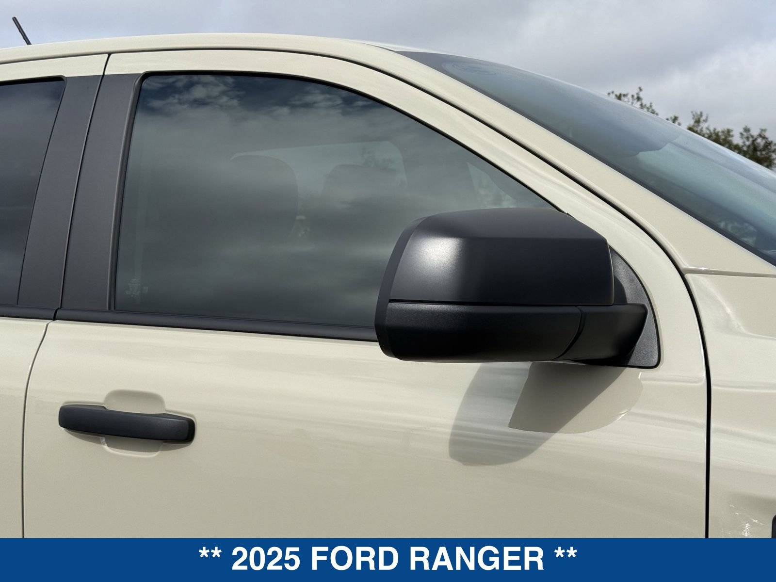 New 2025 Ford Ranger XL RWD image 12