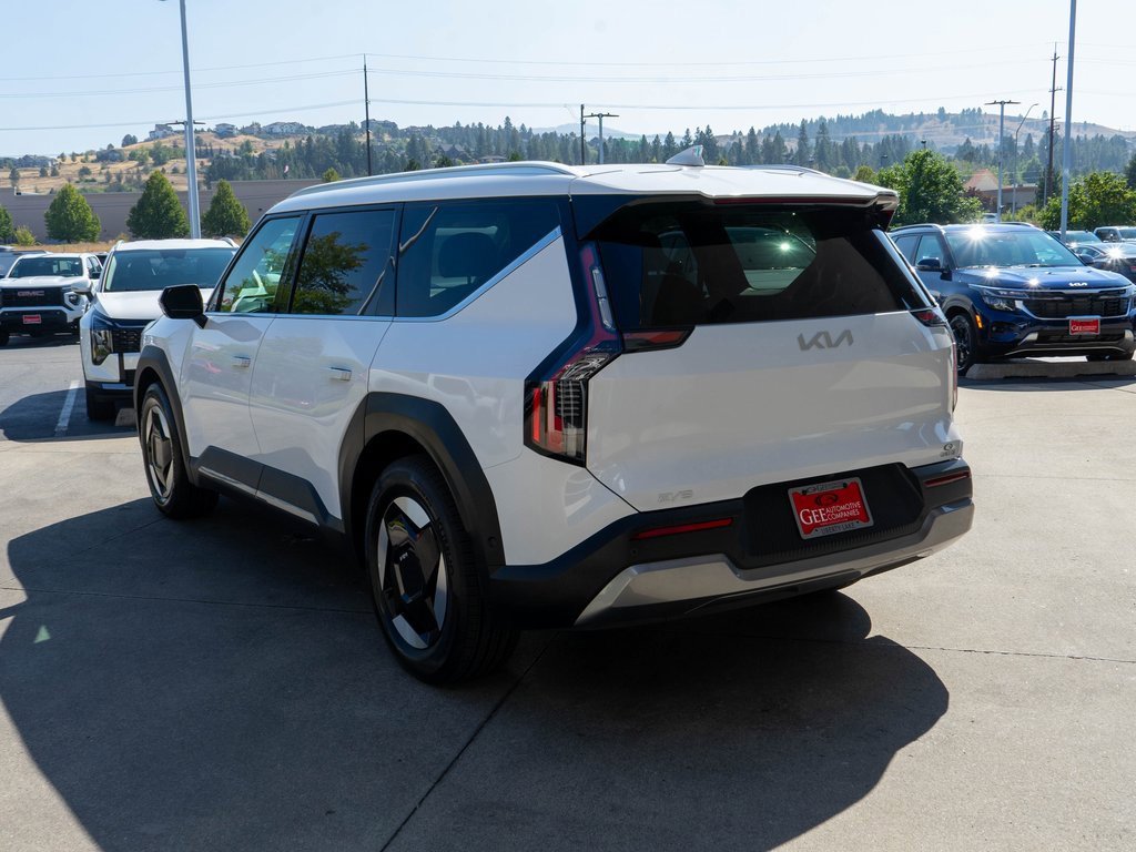 New 2026 Kia EV9 Wind image 5