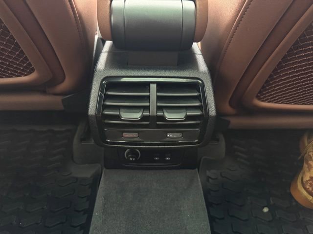 Used 2023 Audi Q3 2.0T Premium Plus w/ Premium Plus Package image 25