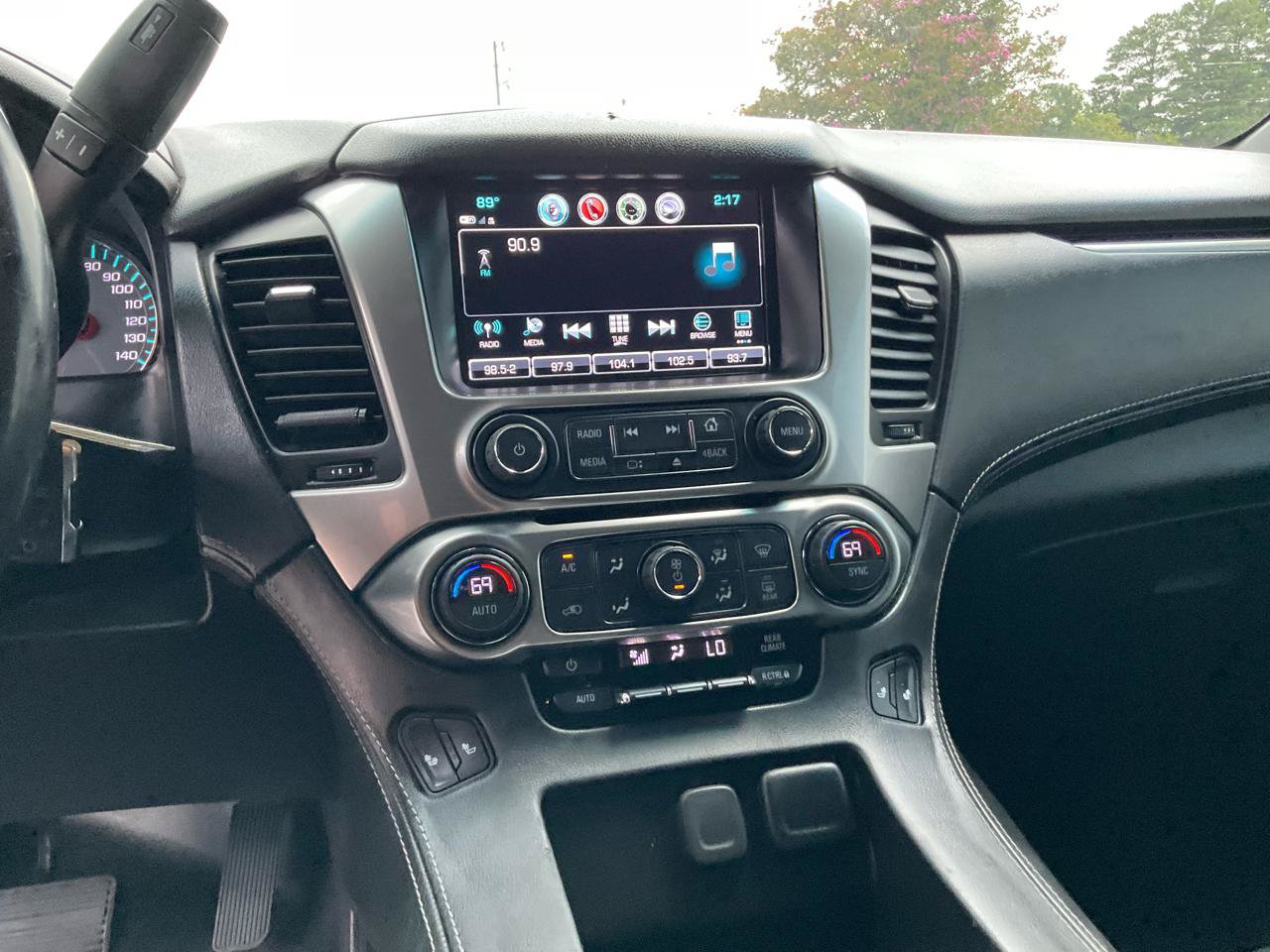 Used 2019 Chevrolet Tahoe LT AWD/4WD image 23