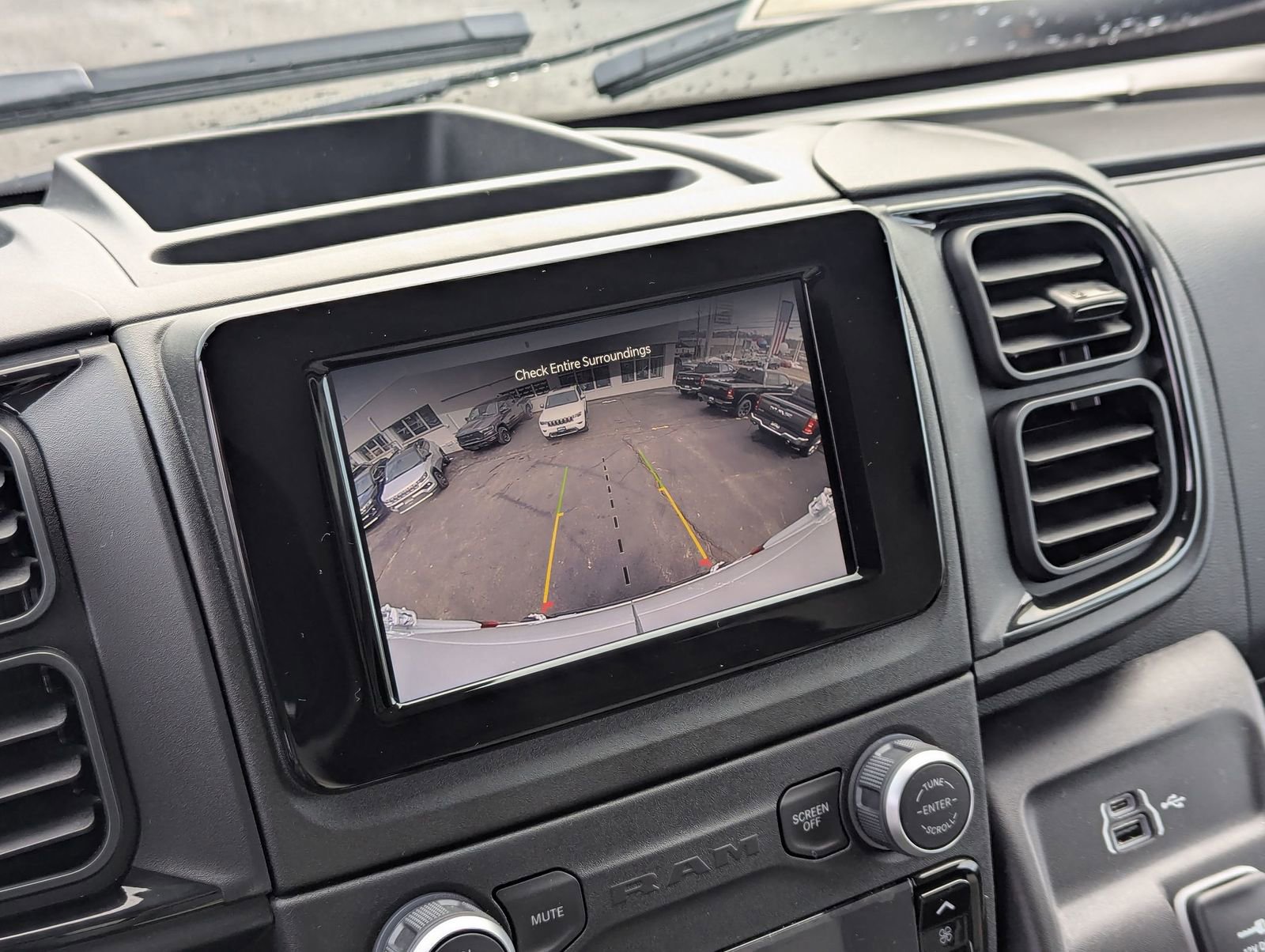 New 2026 RAM ProMaster 2500 w/ Convenience Group image 14