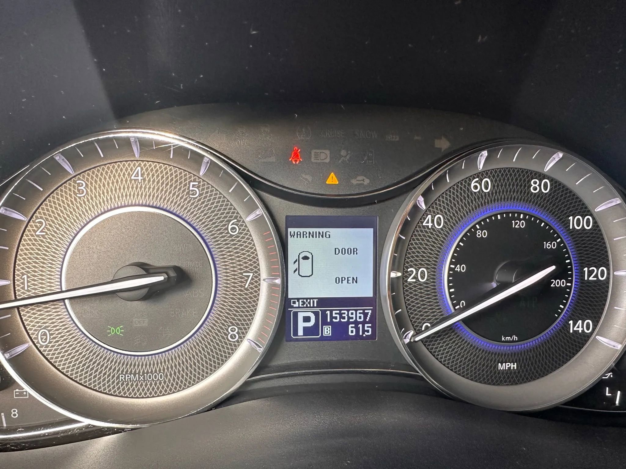 Used 2012 INFINITI QX56 2WD w/ Deluxe Touring Pkg image 20