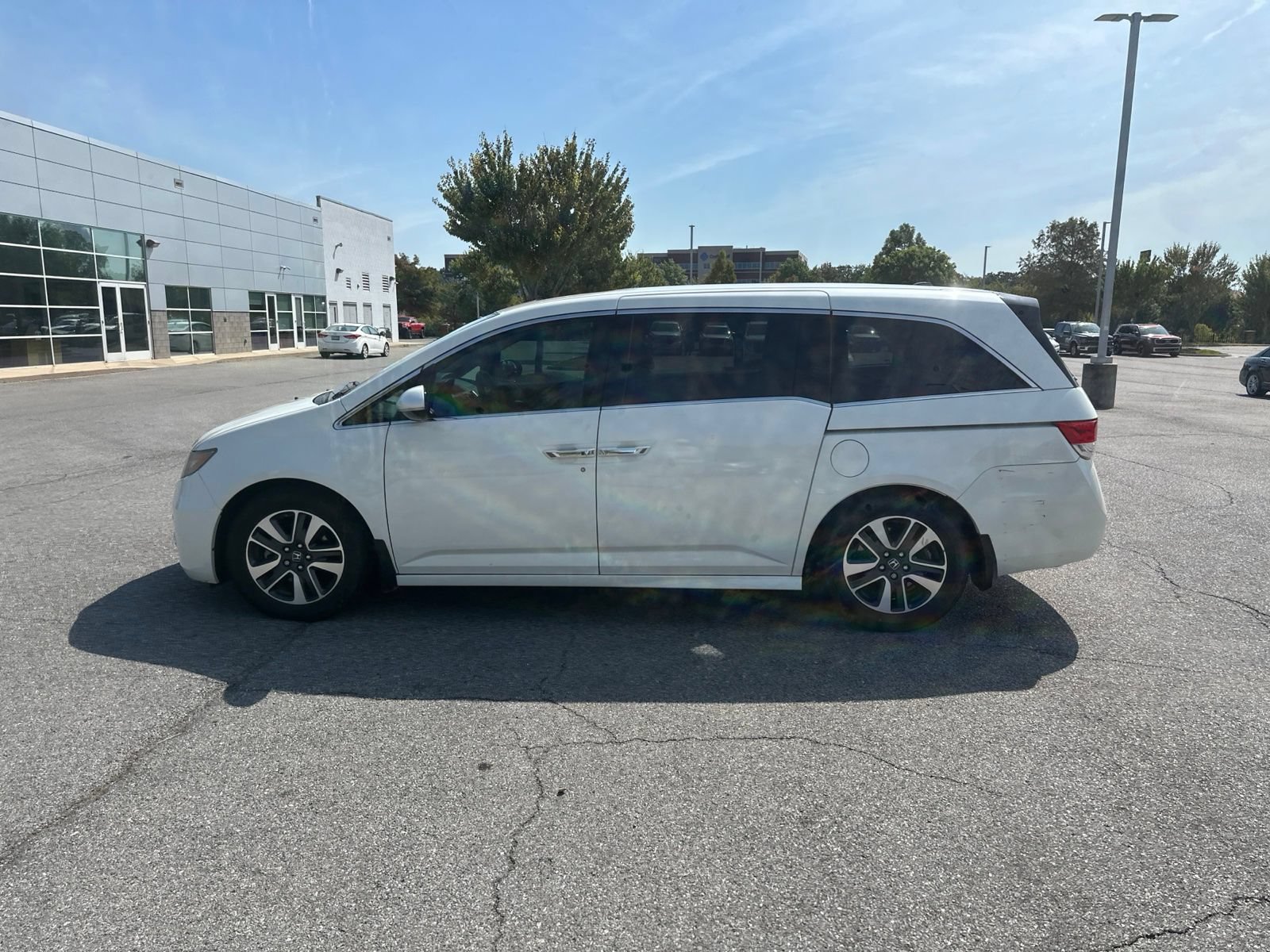 Used 2016 Honda Odyssey Touring image 9