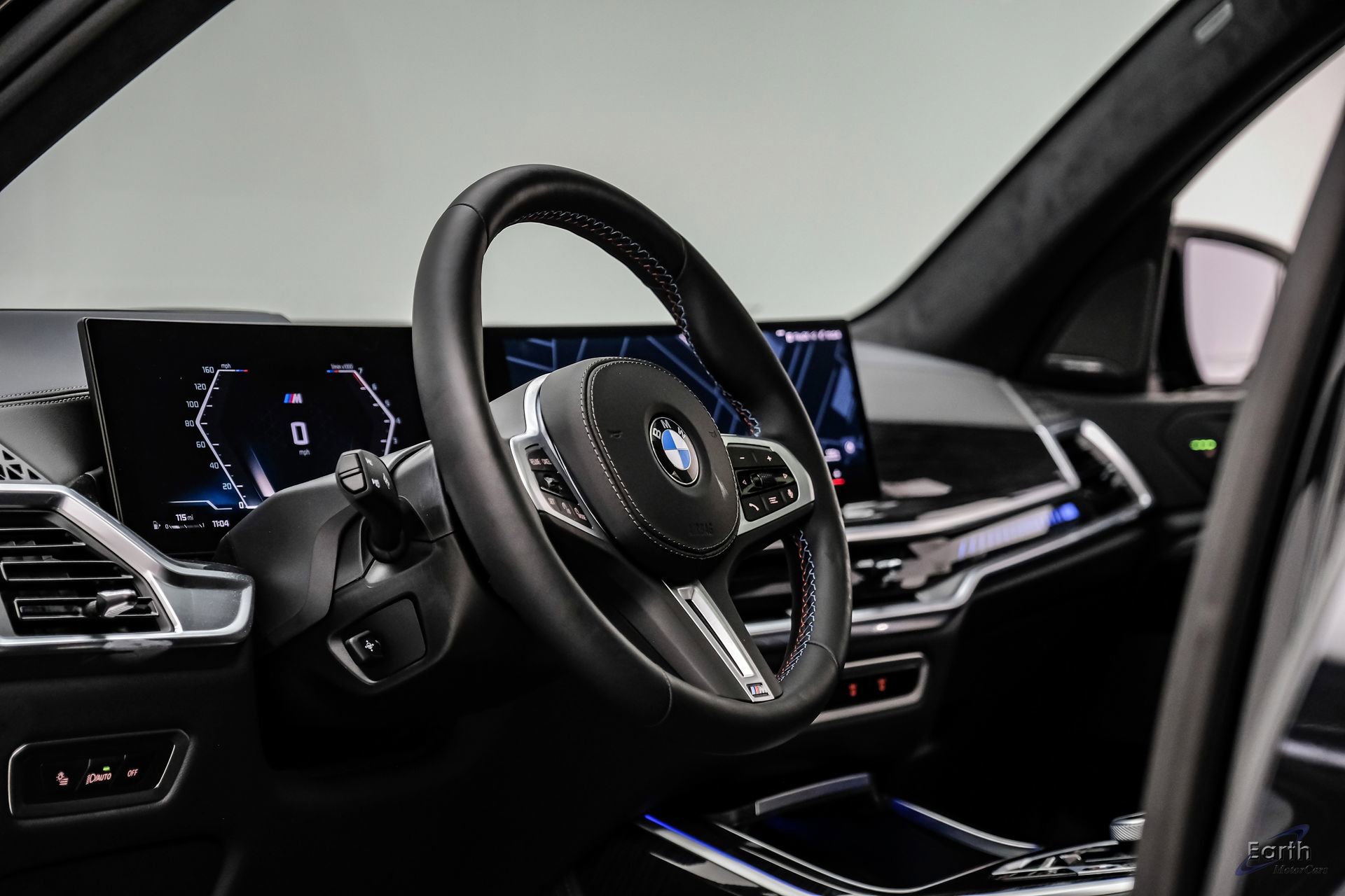 Used 2026 BMW X7 M60i AWD/4WD image 43
