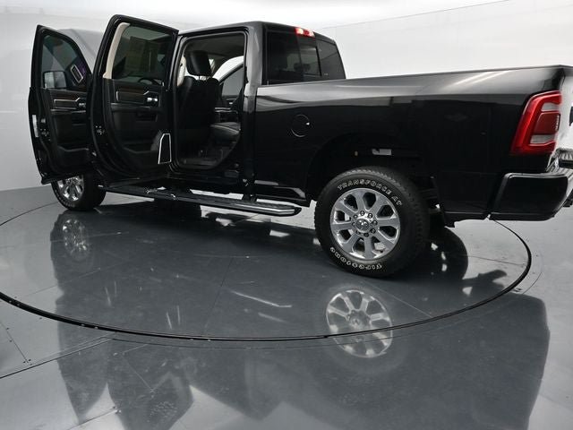 Used 2023 RAM 3500 Laramie AWD/4WD image 38