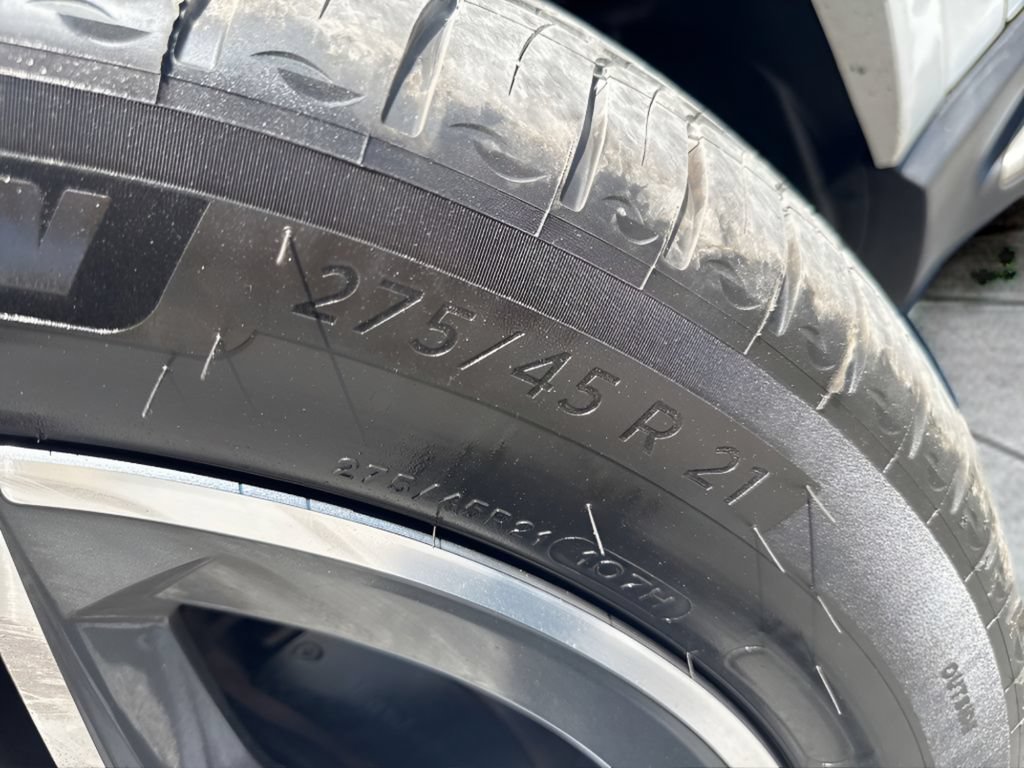 Used 2021 Mercedes-Benz GLS 580 4MATIC image 35