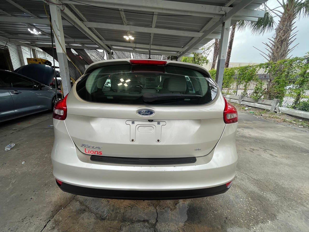 Used 2018 Ford Focus SE FWD image 18