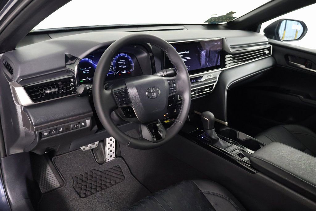 Used 2026 Toyota Camry XSE FWD image 7