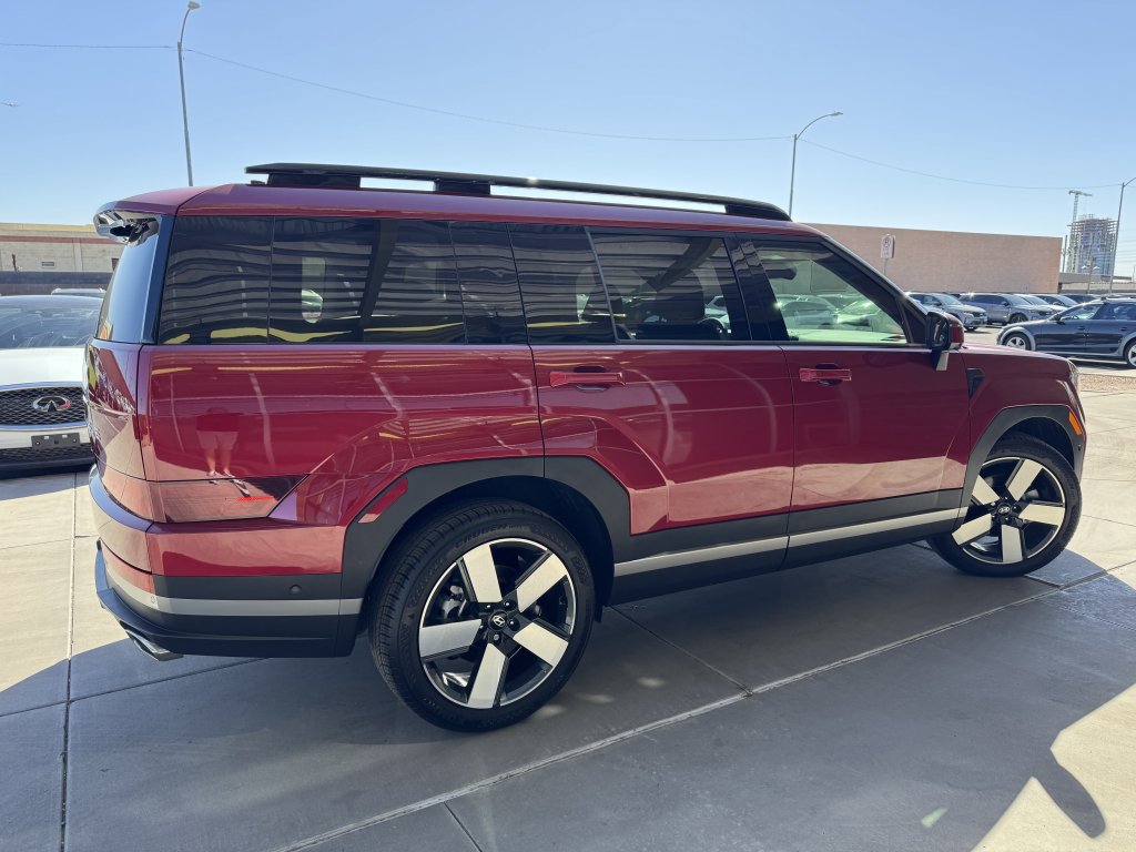 Used 2024 Hyundai Santa Fe Limited image 4