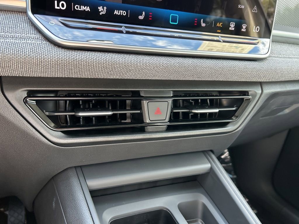 New 2026 Volkswagen Tiguan S image 28