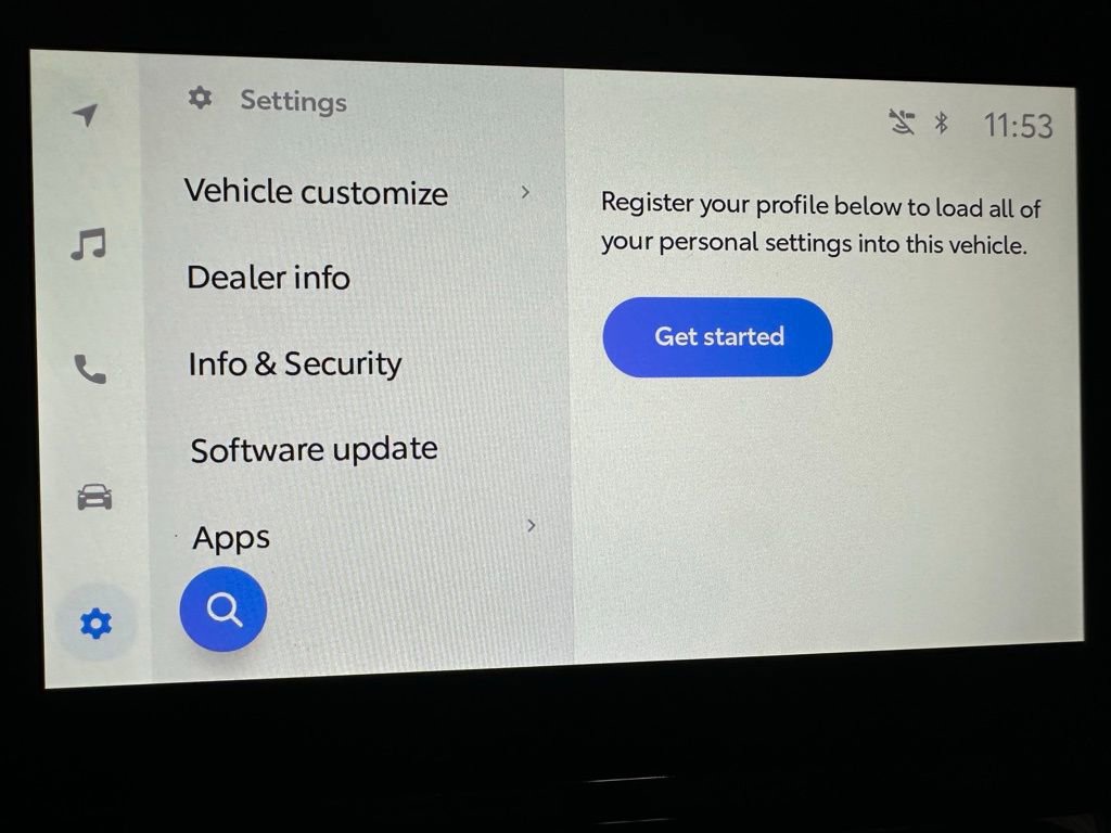 Used 2025 Toyota Sienna LE image 37