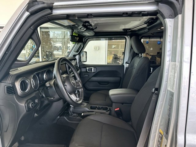 Used 2023 Jeep Wrangler Sahara w/ Cold Weather Group image 9