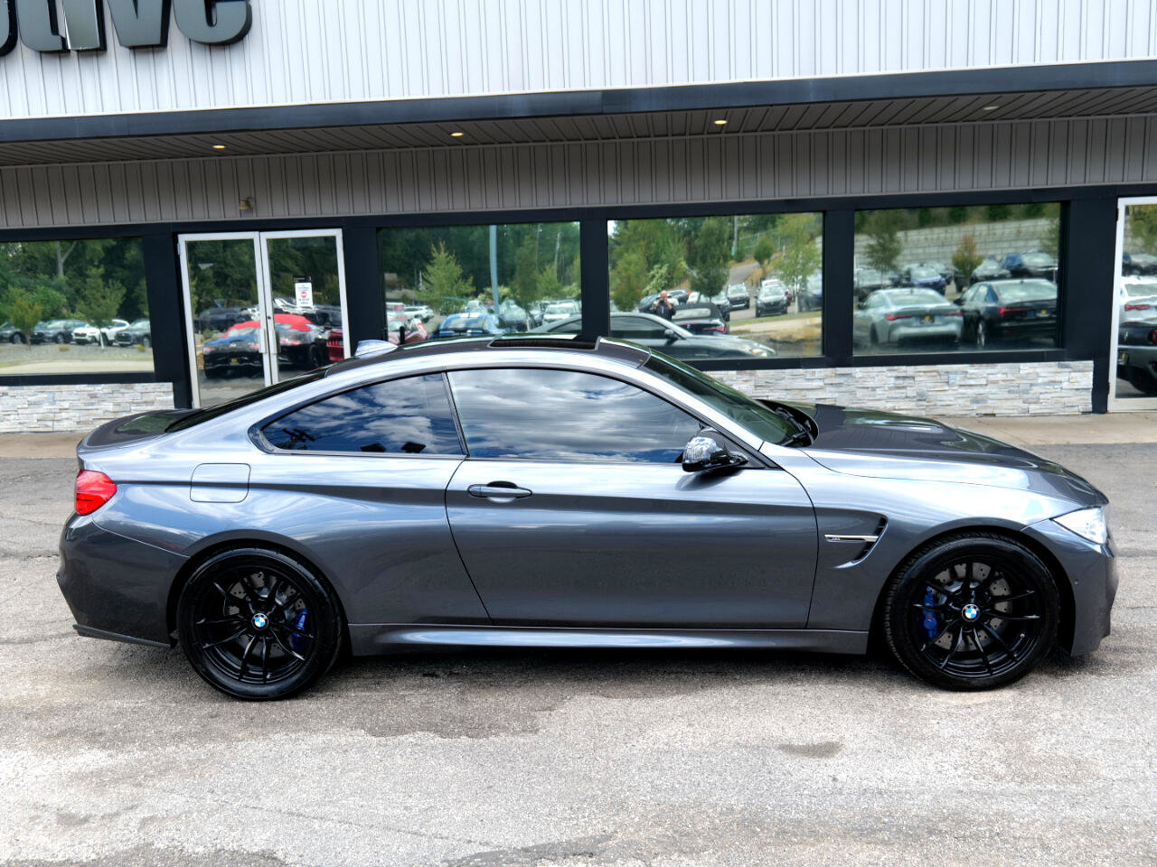 Used 2015 BMW M4 Coupe image 4