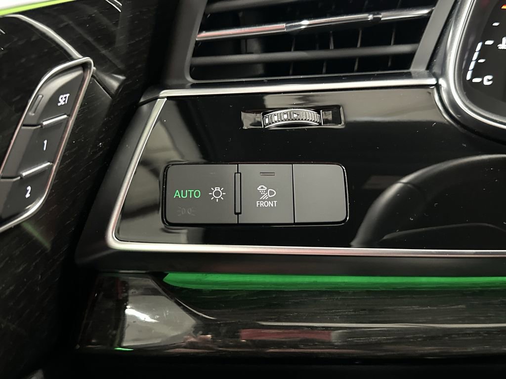 Used 2025 Audi Q7 3.0T Premium Plus image 27