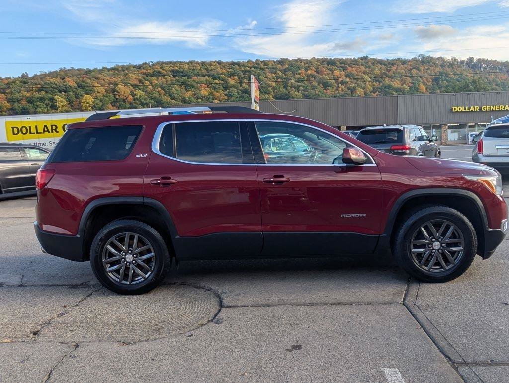 Used 2017 GMC Acadia SLT AWD/4WD image 10